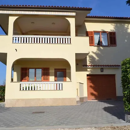 Apartman Valbandon 3 Stinjan